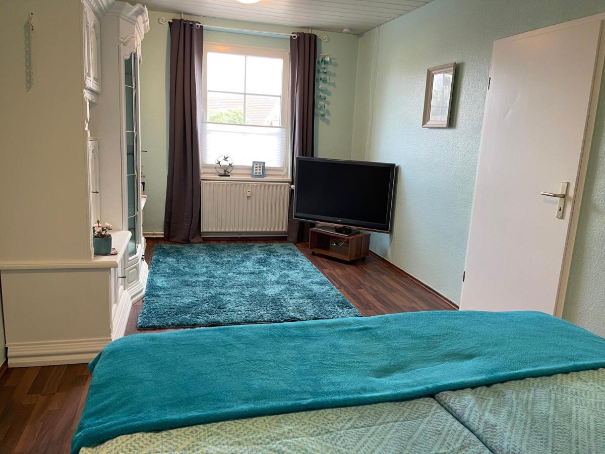 Ferienwohnung Unter den Linden Halbe Exterior foto
